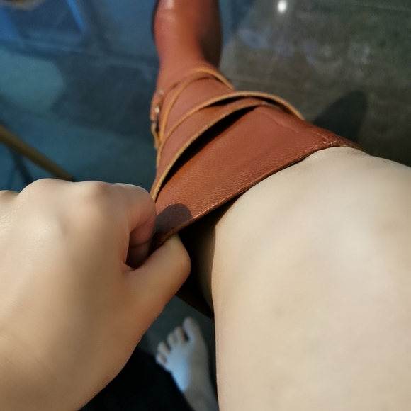 Ralph  Lauren Leather Boots - Picture 8 of 8